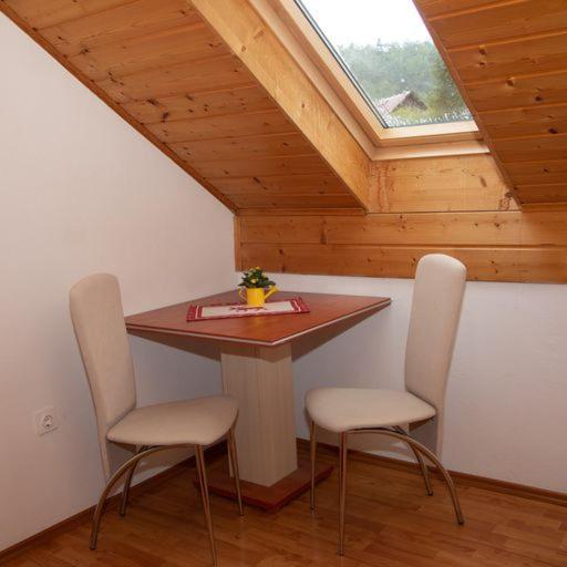 Guest House Ema Crni Lug Kültér fotó